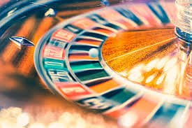 kk33 live casino-style mobile browsing scene for Bangladesh adults